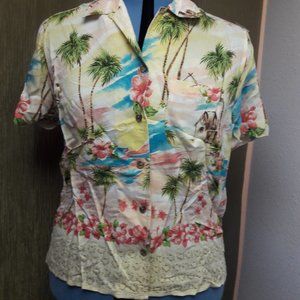 Dressbarn XL Beautiful Hawaiian Print Button Up Top